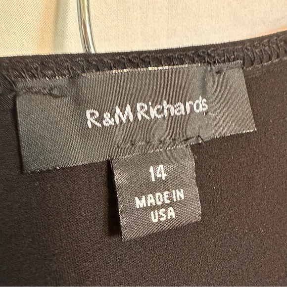 R&M Richards 2-Piece Set - Picture 8 of 16